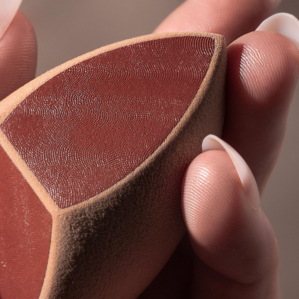 Real Techniques - MakeupSaver Sponge
